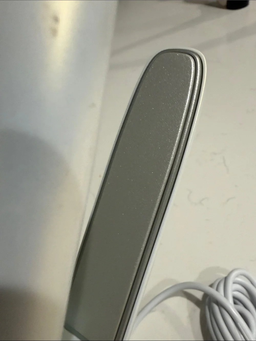 Dry bar reserve vibrating flattening iron - NEW never used